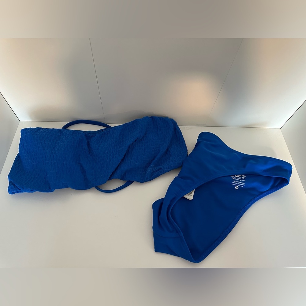 Holister bikini set blue size medium